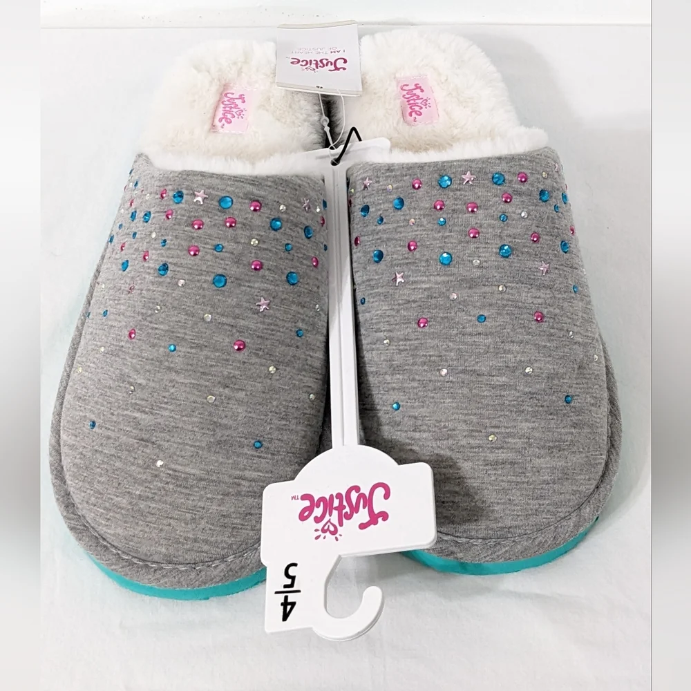Justice Girls Cozy Gray Rhinestones Scuff Slip On Slippers,Size 4/5,New With Tag